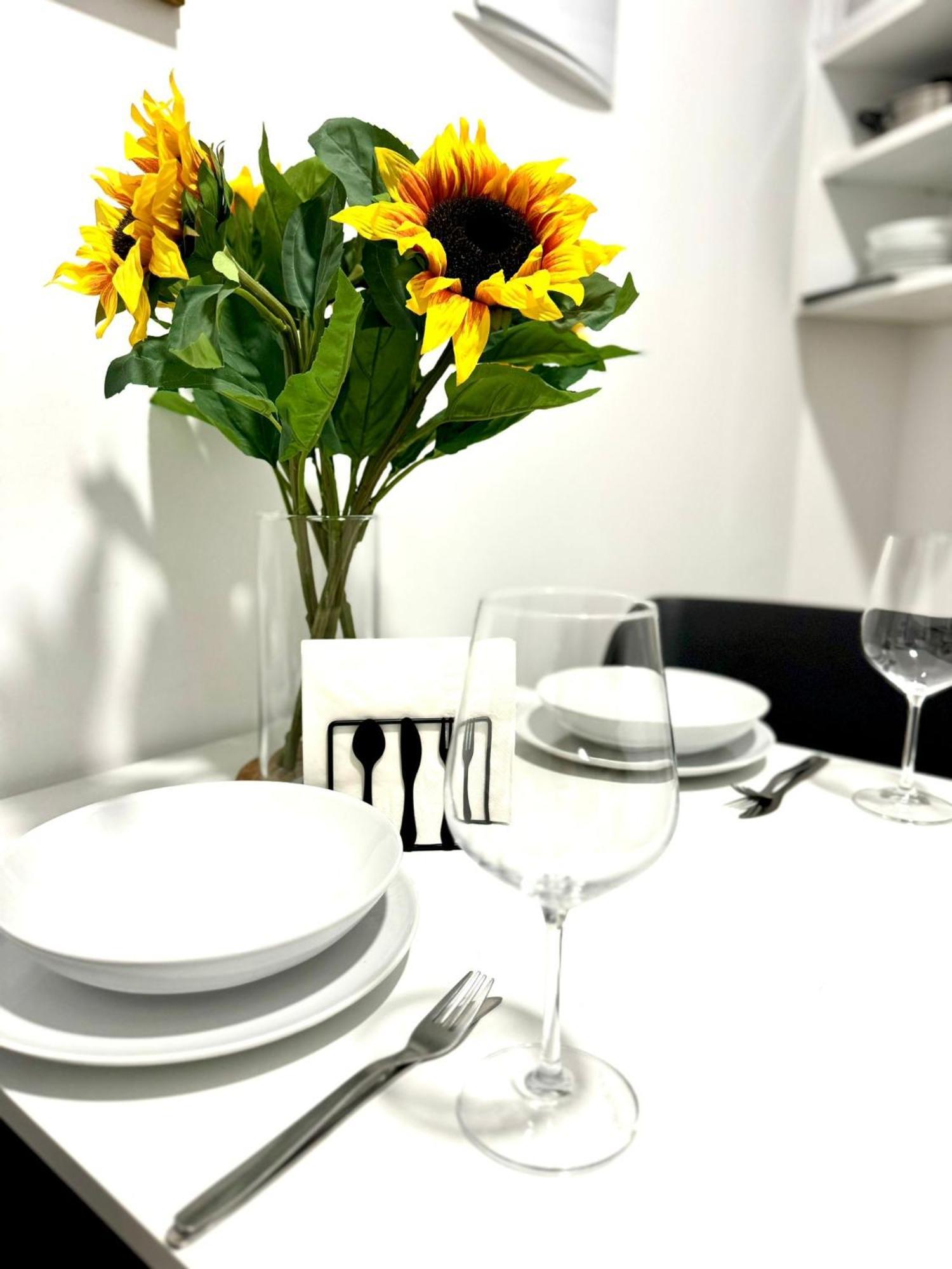 Apartamentos Madrid Connection - Universidad By Oshun Apartments Eksteriør bilde