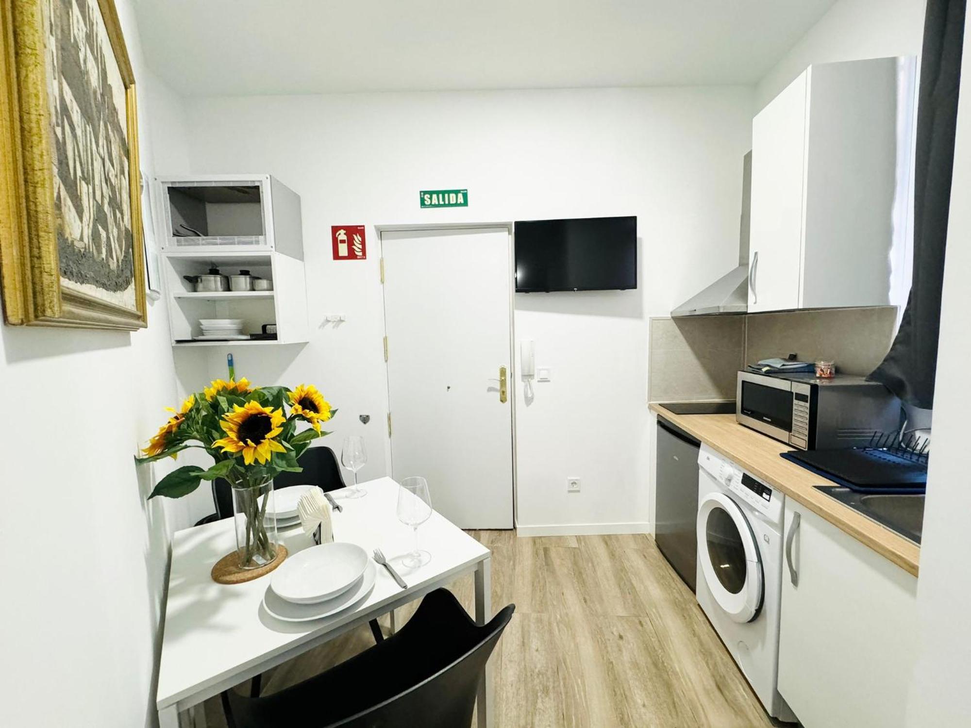 Apartamentos Madrid Connection - Universidad By Oshun Apartments Eksteriør bilde