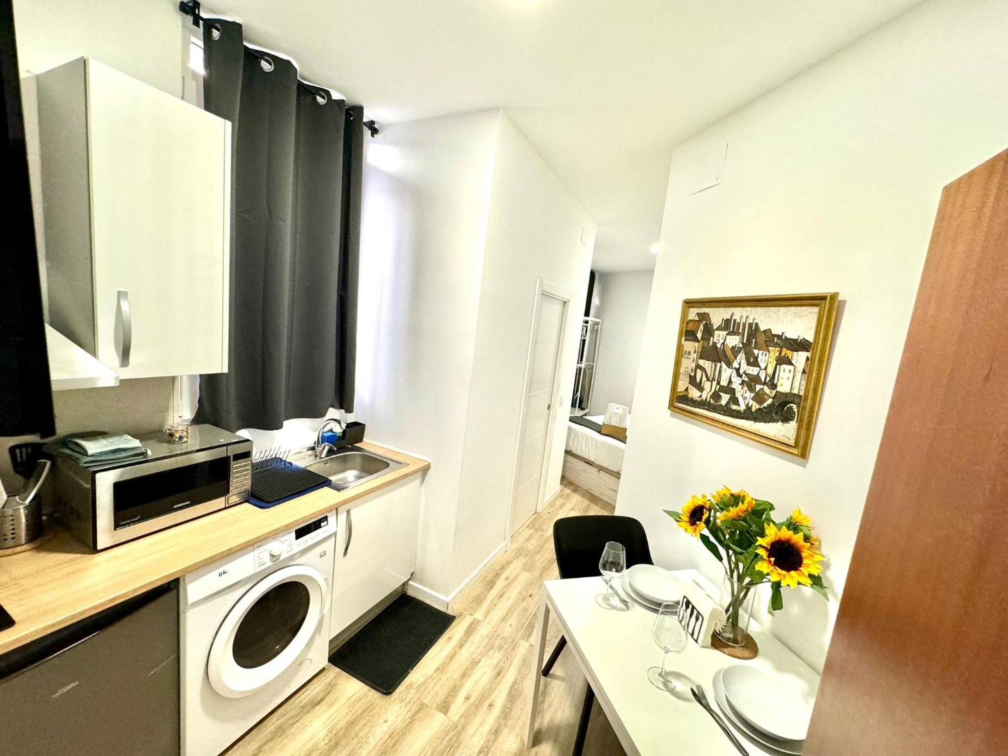 Apartamentos Madrid Connection - Universidad By Oshun Apartments Eksteriør bilde