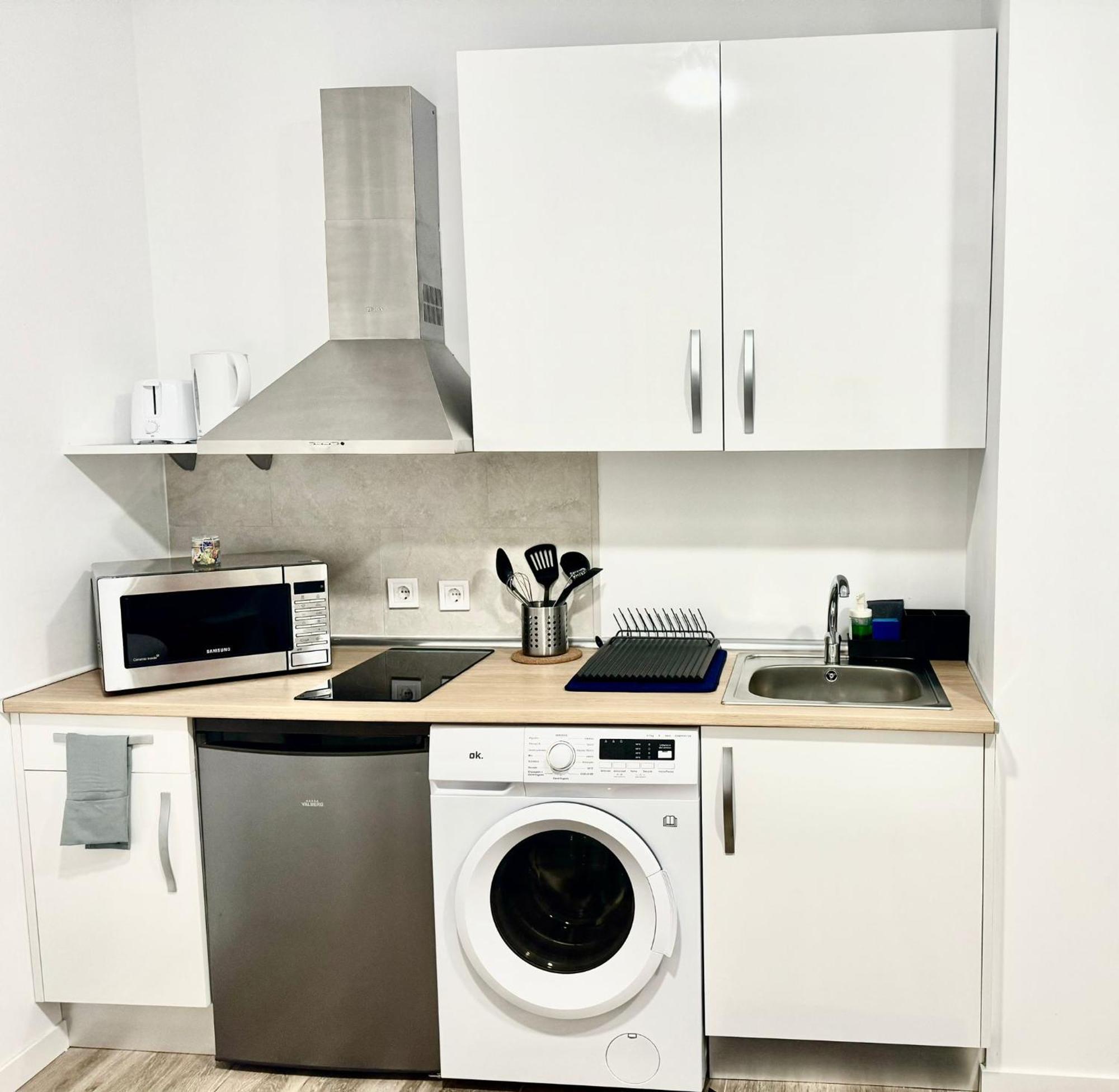 Apartamentos Madrid Connection - Universidad By Oshun Apartments Eksteriør bilde