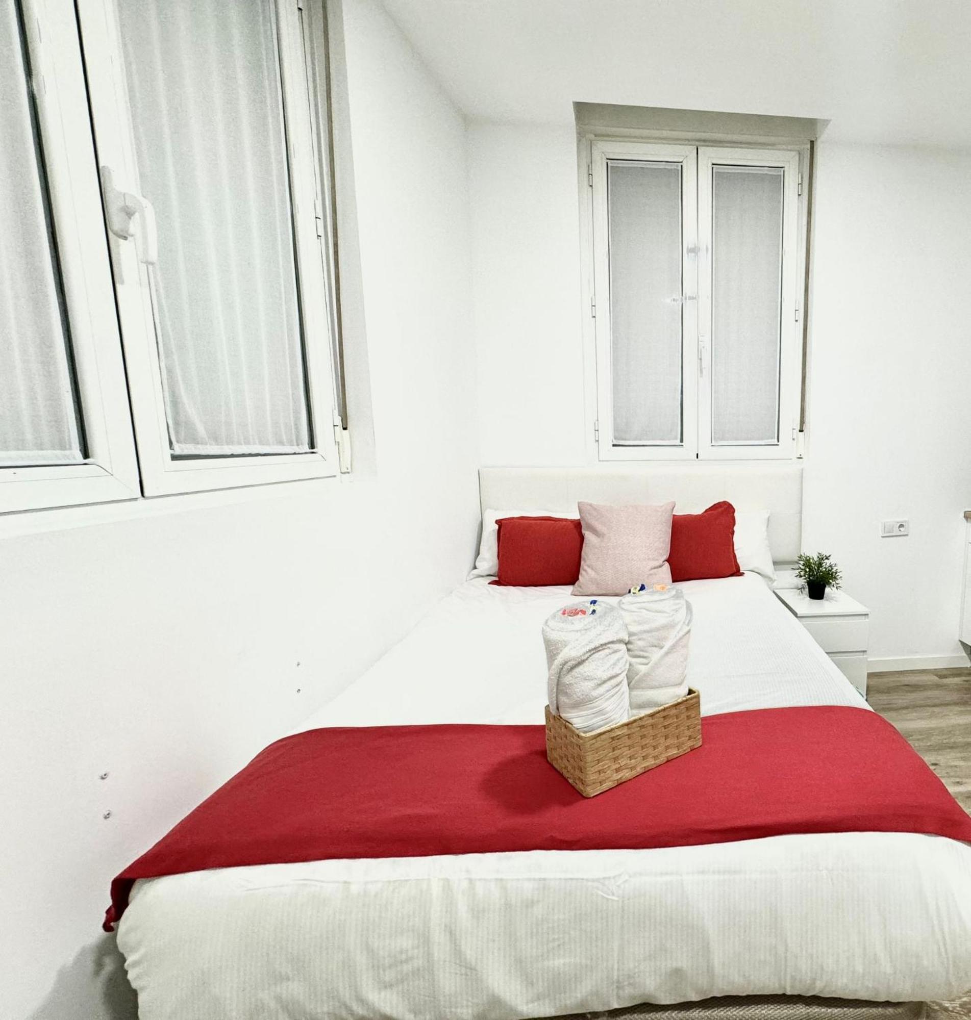 Apartamentos Madrid Connection - Universidad By Oshun Apartments Eksteriør bilde